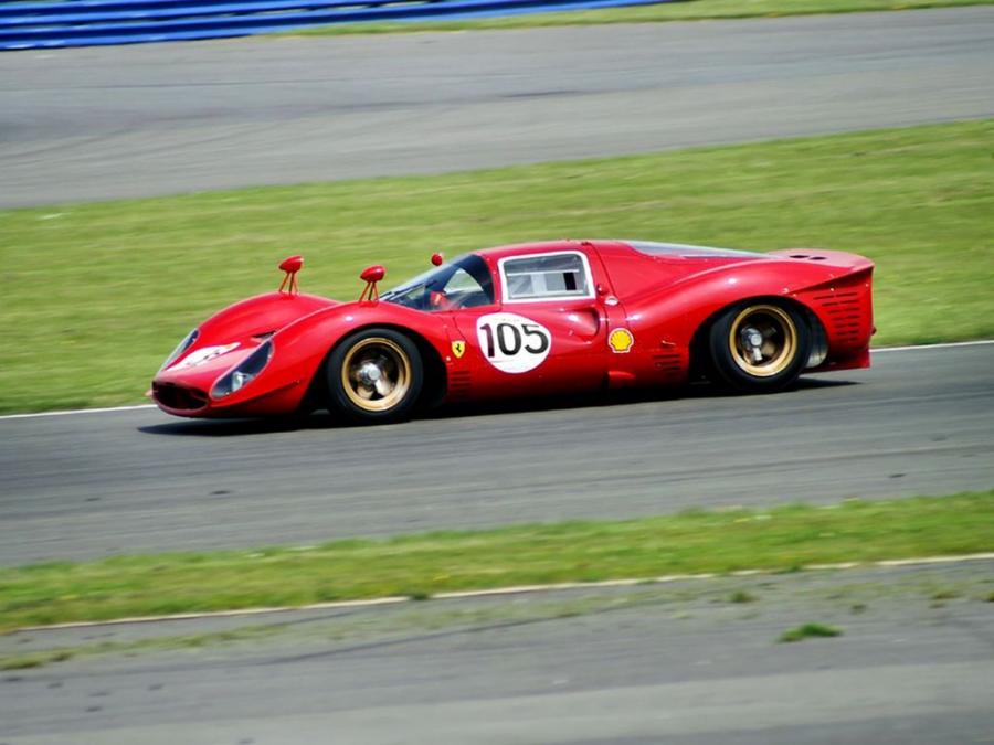  Ferrari 330 P3 1966 года  (фото 18 из 19)